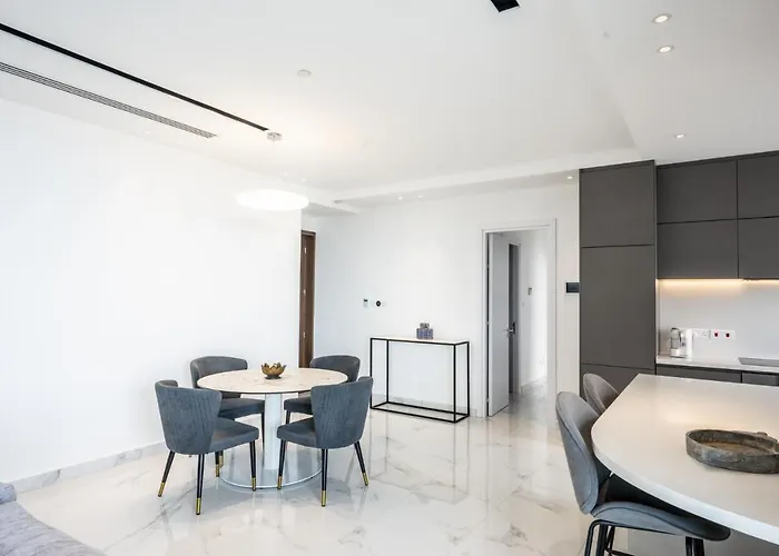 360 - 2 Bedrooms Luxury 公寓 *